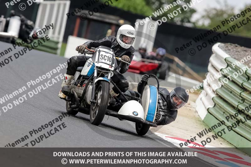 Vintage motorcycle club;eventdigitalimages;mallory park;mallory park trackday photographs;no limits trackdays;peter wileman photography;trackday digital images;trackday photos;vmcc festival 1000 bikes photographs